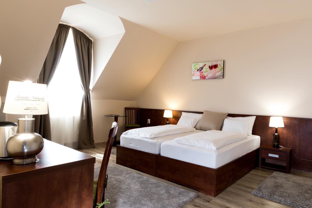 Vitis Hotel Villány Eksteriør billede